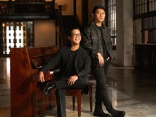 Andi Rianto dan Rony Parulian Sajikan Rockmantic Bertajuk Sepenuh Hati Andi Rianto dan Rony Parulian Sajikan Rockmantic Bertajuk Sepenuh Hati