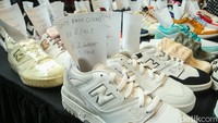 Dalam acara ini pengunjung yang memiliki rekening BRI juga bisa mengikuti lelang dana untuk mendapatkan collectible items.