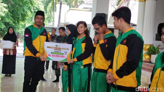 Bonus Atlet Porprov Sidoarjo cair