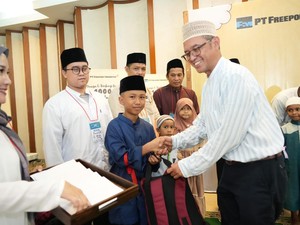 Gelar Bukber, Freeport Indonesia Berbagi dengan 1.000 Anak Yatim & Duafa