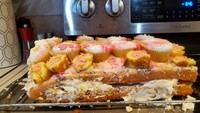 Netizen yang satu ini membantu sang putri membuat kue di dapur. Hasilnya? Tentu saja gagal total. Foto: Pool/Site
