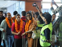 Bawa 183 Penumpang dari India, IndiGo Airlines Mendarat Perdana di Ngurah Rai