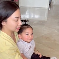 Issa sudah menjadi selebriti seperti ibunya sejak lahir. Sebab sudah sejak lahir Issa eksis di kanal YouTube Nikita Willy dan video tentangnya ditonton hingga jutaan kali. Foto: Dok. Instagram