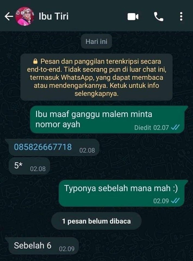 Chat random berikut ini bikin nyengir. Buat yang lagi makan menikmati buka puasa, awas keselek.
