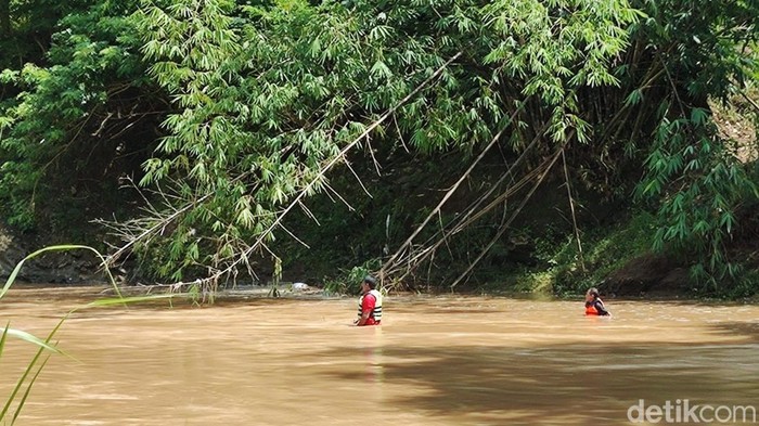 Lokasi seorang bocah dilaporkan hilang terseret arus Kali Oya di Sidorejo, Kalurahan Karangtengah, Kapanewon Wonosari, Gunungkidul, Jumat (29/3/2024).