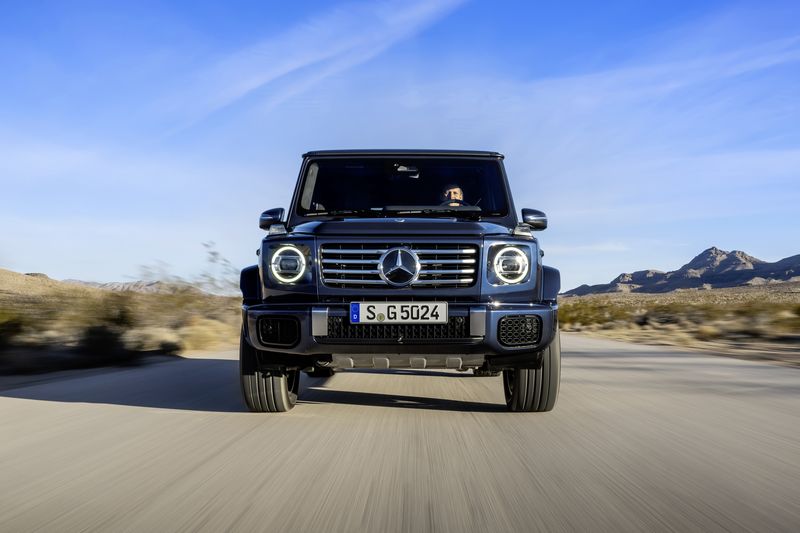 Mercedes-Benz AG luncurkan G Class generasi terbaru.