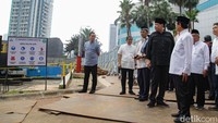 Masjid akan dibangun 3 lantai yang terdiri dari gedung serbaguna, masjid, dan mezzanine. 