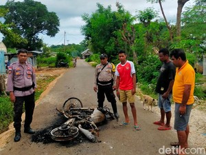 Tolak Ajakan Minum Sopi, Pria di Kupang Dikeroyok-Motor Dibakar