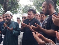 Duka Nassar Antar Kepergian Ayahanda