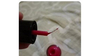 Wkwk, kenapa bisa sehelai doang. Foto:X/txtdarionlshop