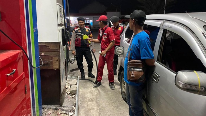Polres Probolinggo cek SPBU