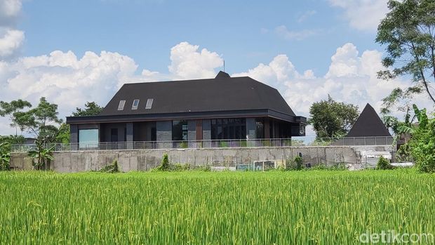 Rumah baru Ganjar Pranowo di Padukuhan Tegalsari, Wedomartani, Ngemplak, Sleman, Jumat (29/3/2024).