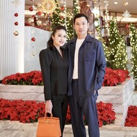 Saat ini Sandra Dewi tengah menjadi sorotan karena sang suami diduga terlibat kasus korupsi timah. Berpose bersama Harvey Moeis, Sandra Dewi menenteng Hermes Birkin yang harganya bisa senilai Rp 200 jutaan. Foto: Dok. Instagram @sandradewi88