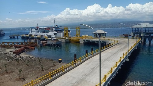 Situasi Pelabuhan Gilimanuk, Kecamatan Melaya, Kabupaten Jembrana, Bali beberapa waktu lalu. (I Putu Adi Budiastrawan/detikBali)
