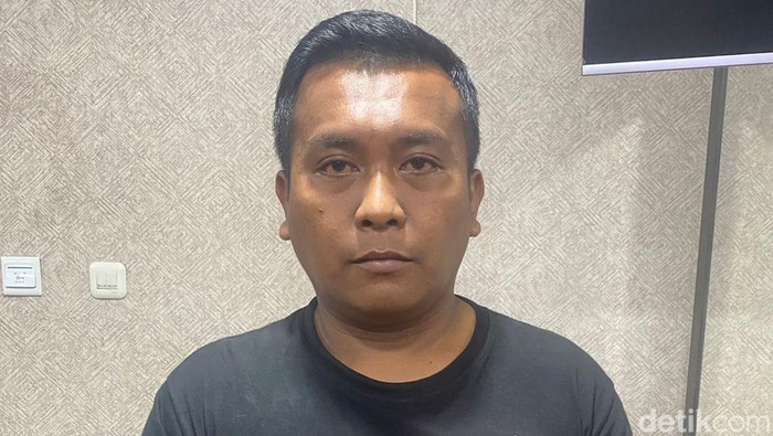 Ini Tampang Driver Taksi Online Penodong Penumpang Wanita