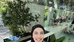 Momen Seru Aghnia Punjabi Saat Ngopi hingga Dinner Bersama Sang Suami