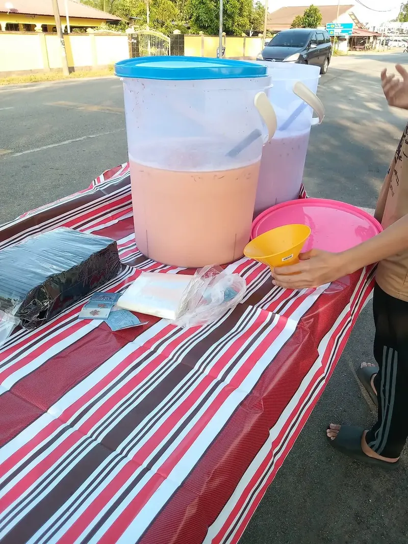 Berhenti Jualan Minuman Meski Baru Sehari, Penjual Ini Sebut Hal Tak Terduga!