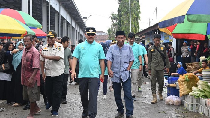 Bupati Kebumen Arif Sugiyanto