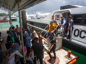 Tarif Feri Batam-Singapura Melonjak Tajam, KPPU Usut Biang Keroknya