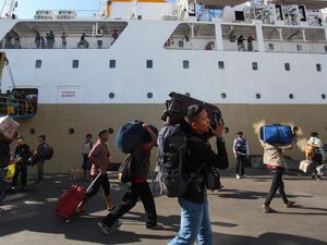 Cuaca Buruk Diprediksi Hantui Transportasi Laut hingga Lebaran 2026