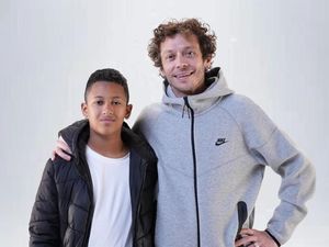 Ketika Pebalap Muda Indonesia Diberi Wejangan oleh Rossi