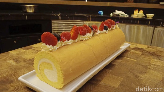5 Tips Bikin Roll Cake Lembut Anti Gagal ala Chef Kevin Lee