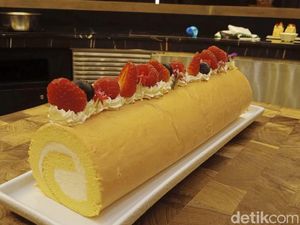 5 Tips Bikin Roll Cake Lembut Anti Gagal ala Chef Kevin Lee