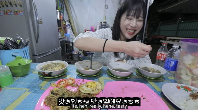 Tzuyang mukbang di Indonesia