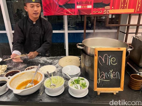 Buka Puasa Enak Pakai Lamien hingga Nasi Biryani di Sini!