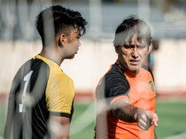 Liga 1: Benyamin van Breukelen, Sosok di Balik Moncernya 2 Kiper Persebaya