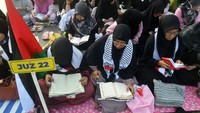 Bogor Ngaos Al Quran jilid ke-4 yang diikuti sekitar seribu peserta dari kota dan Kabupaten Bogor tersebut dalam rangka dakwah dan syiar membaca Al Quran di bulan Ramadhan sekaligus doa bersama dan penggalangan dana untuk rakyat Palestina.