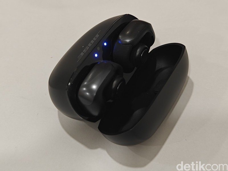 Bose Ultra Open Earbuds