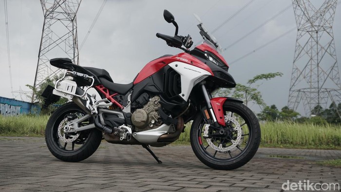 Ducati Multistrada V4S