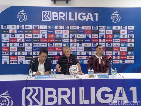 Konferensi pers Persis Solo dan Rans Nusantara seusai laga di Stadion Manahan Solo, Sabtu (30/3/2024) malam.