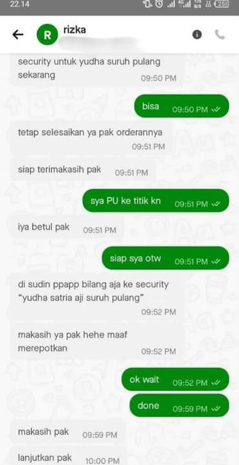 Untuk menghibur kamu, coba lihat beberapa chat kocak ojol dan customer berikut. Dijamin, kalau nggak ngakak ya minimal senyum sedikit, deh.