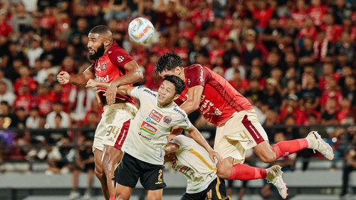 Laga antara Bali United vs Persija, pada Sabtu (30/3/2024). (Istimewa)