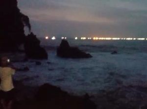 Warga di Lampung Selatan Hilang Digulung Ombak Saat Mancing
