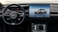 Tak tanggung-tanggung untuk layar headunit-nya, spek yang diberikan Xiaomi setara tablet flagship yang pernah mereka jual. Layar headunit-nya seluar 16,1 inci dengan resolusi 3K dan chipset prosesor Snapdragon 8295. Foto: dok. Xiaomi
