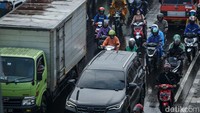 Seperti diketahui, Kementerian PUPR menargetkan proyek Sistem Penyediaan Air Minum (SPAM) Regional Jatiluhur I rampung pada September 2024.