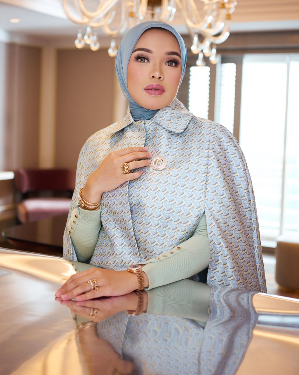 Buttonscarves