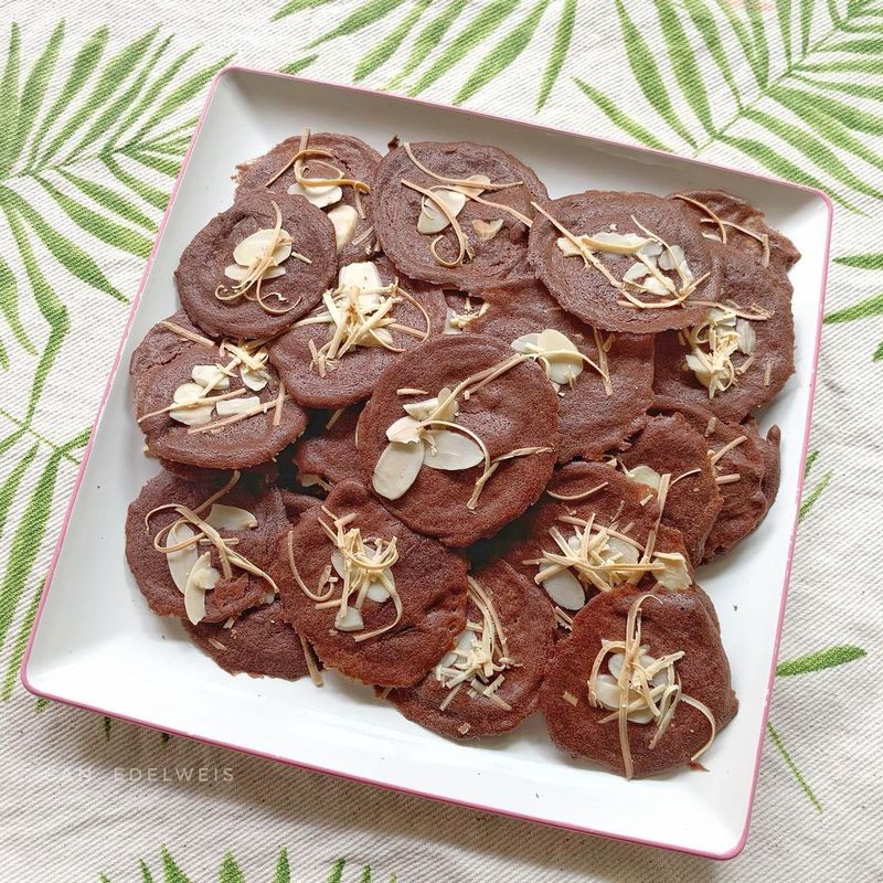 Choco Almond Crispy. (Dok. Instagram @can_edelweis)