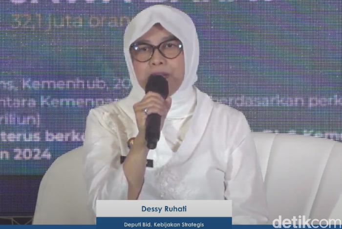 Deputi Bidang Kebijakan Strategis Dessy Ruhati