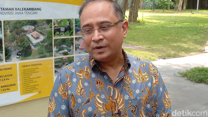 Dubes India untuk Indonesia Shri Sandeep Chakravorty, saat ditemui di Taman Balaikambang Solo, Senin (1/4/2024)