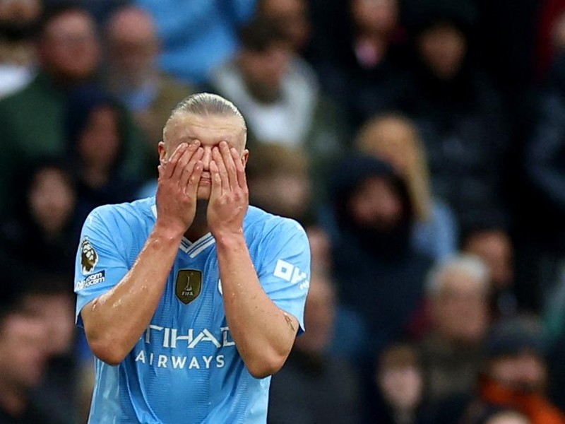 Soccer Football - Premier League - Manchester City v Arsenal - Etihad Stadium, Manchester, Britain - March 31, 2024 Manchester City's Erling Braut Haaland reacts REUTERS/Carl Recine NO USE WITH UNAUTHORIZED AUDIO, VIDEO, DATA, FIXTURE LISTS, CLUB/LEAGUE LOGOS OR 'LIVE' SERVICES. ONLINE IN-MATCH USE LIMITED TO 45 IMAGES, NO VIDEO EMULATION. NO USE IN BETTING, GAMES OR SINGLE CLUB/LEAGUE/PLAYER PUBLICATIONS.