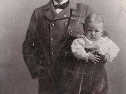 Foto Sejarah Menangkap Momen Mencengangkan