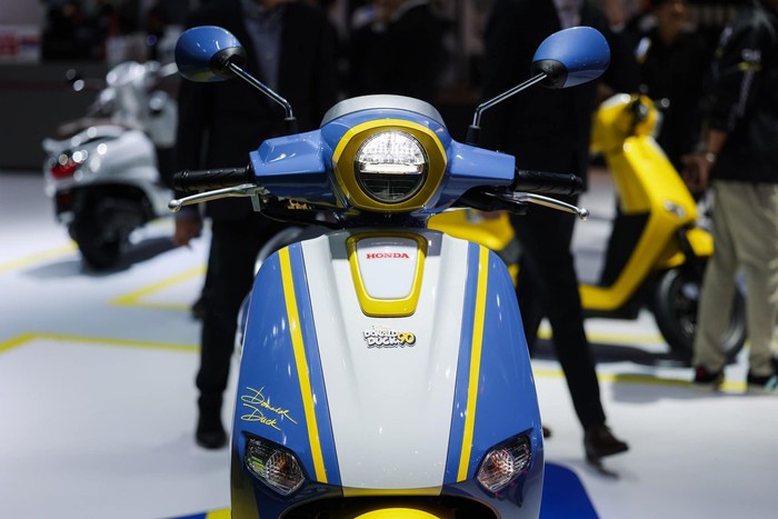 Honda Giorno+ edisi Donal Bebek Honda Giorno+ edisi Donal Bebek