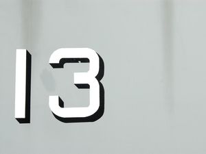 Kenapa 13 Dianggap Angka Sial? Ternyata Begini Awal Mulanya