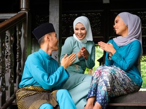 Mengapa saat Lebaran Harus Pakai Baju Baru? Ini Asal Usulnya