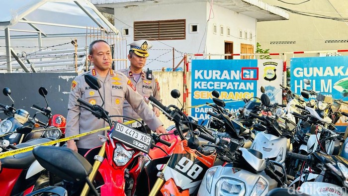 Kapolrestabes Makassar Kombes M Ngajib (kiri), Kasatlantas Polrestabes Makassar Kompol Mamat Rahmat (kanan).
