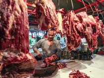 Harga Sembako 24 April 2024, Daging Sapi-Bawang Merah Naik Lagi